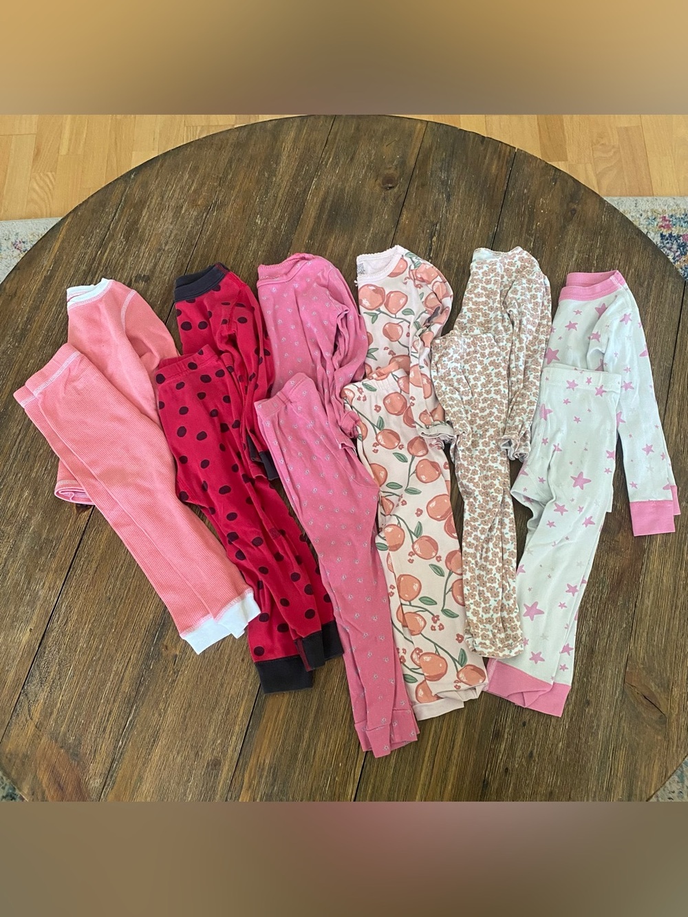 Two piece girls 3T pajama bundle